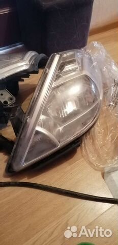 Фары на nissan tiida