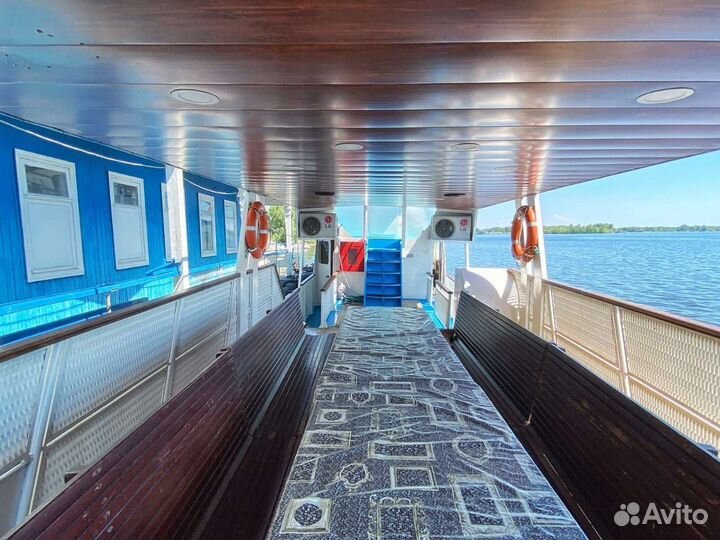 Аренда теплохода на 18 человек