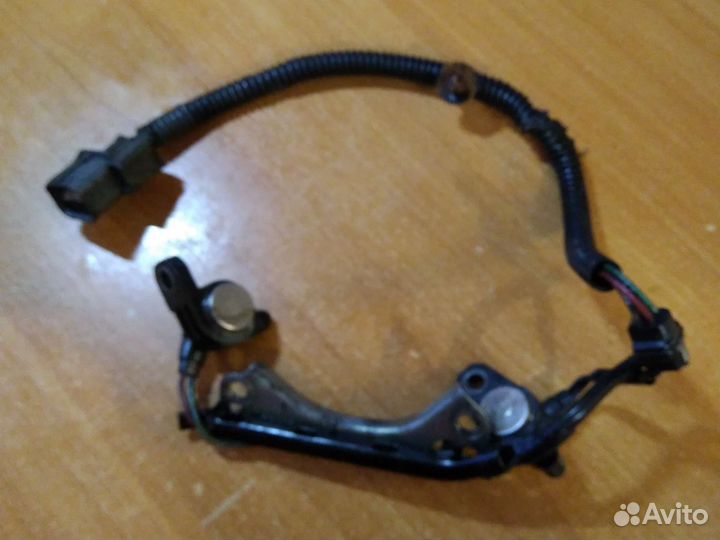 Датчик коленвала на f23a