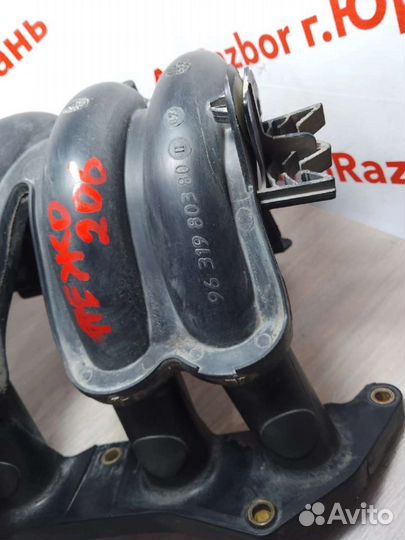 Коллектор впускной Peugeot 206