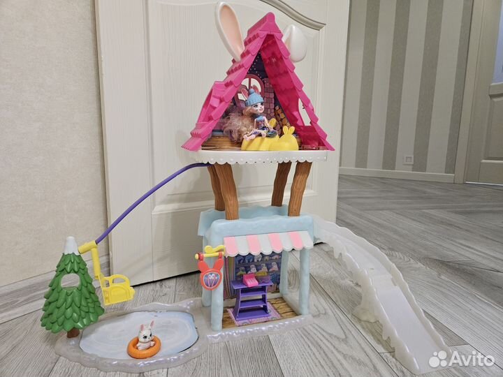 Enchantimals зимний