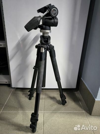 Штатив Manfrotto 190 XProb и голова 804RC2