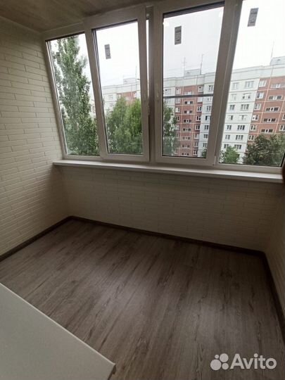 Остекление балконов и лоджий, утепление, обшивка