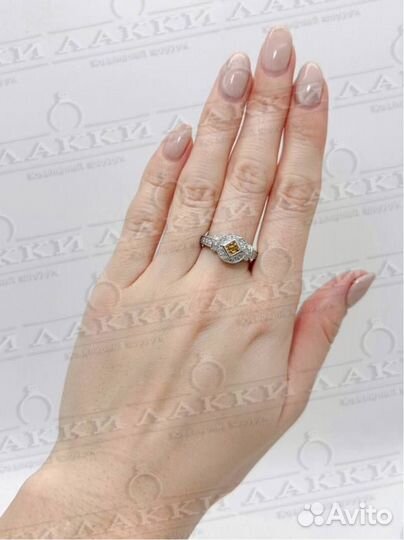 Золотое кольцо с бриллиантами, сапфир 750 / 6.02 г