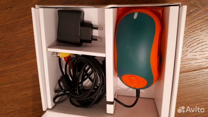 Видеоувеличилель для слабовидящих