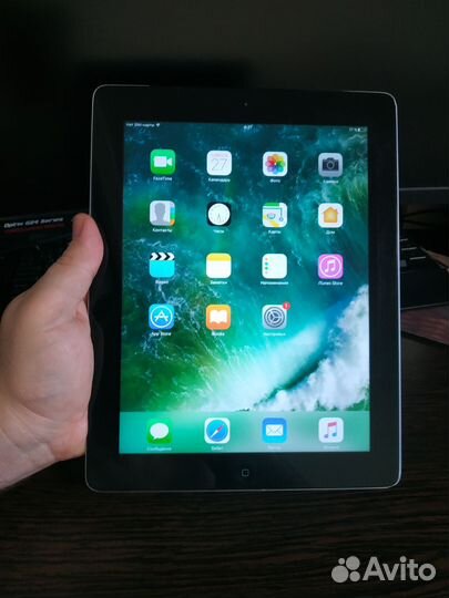 Pad (4-го поколения, Wi-Fi + Cellular, MM)