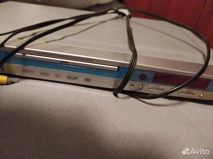 DVD плеер с фильмами и играми