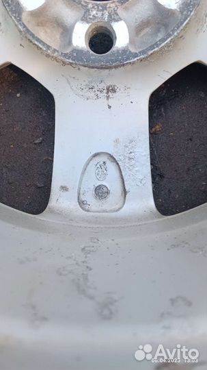 Диски r17 2шт в наличии