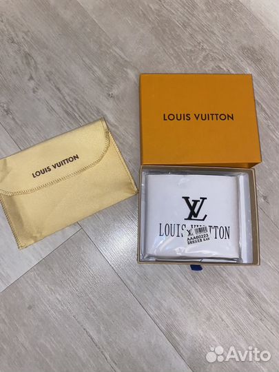Кошелек мужское Louis Vuitton