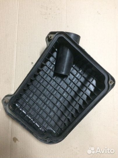 Врхняя часть воздушного фильтра Chevrolet Lacetti