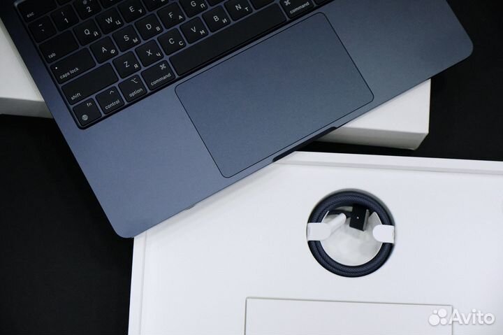 MacBook Air (M2, 2022) 8/512 гб, Midnight (MLX43)