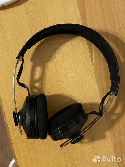 Беспроводные наушники Sennheiser Momentum