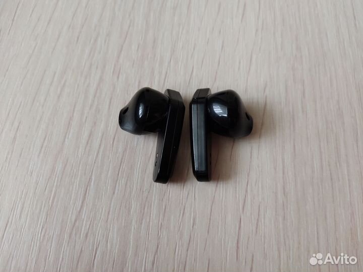 Беспроводные наушники TWS