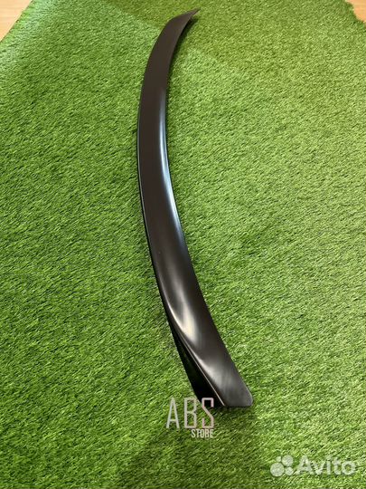 Спойлер крышки багажника Skoda Octavia A7