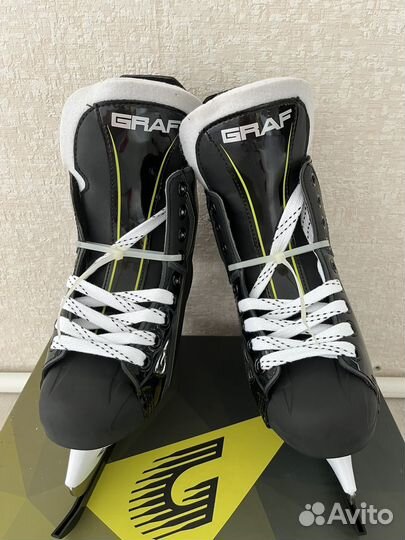 Коньки хоккейные