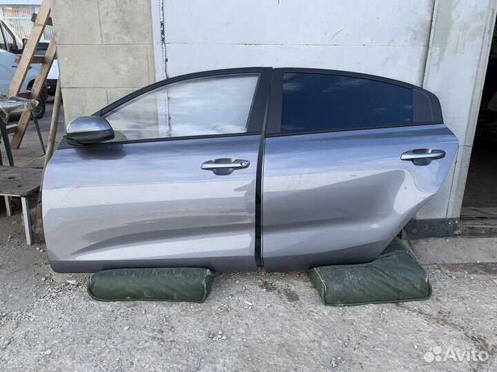 Дверь задняя левая Kia Rio 4 Оригинал 2017-2021