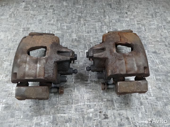 Пер. Тормоза Крайслер Вояджер Додж караван 01-07