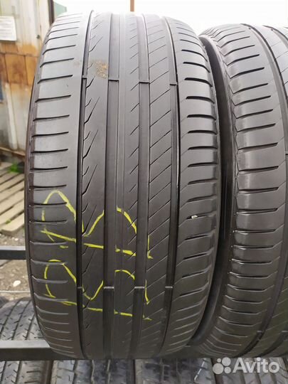 Pirelli Cinturato P7 (P7C2) 235/45 R18 98W