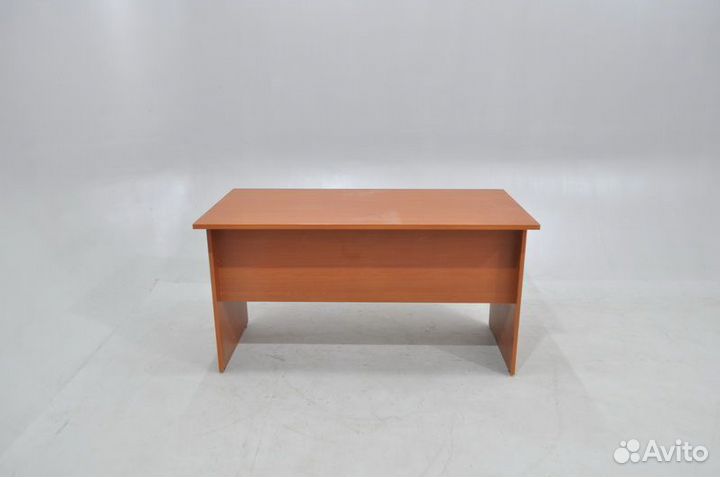 Стол офисный