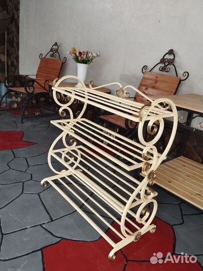 Обувница кованная