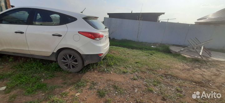 Hyundai ix35 2.0 МТ, 2014, битый, 290 000 км