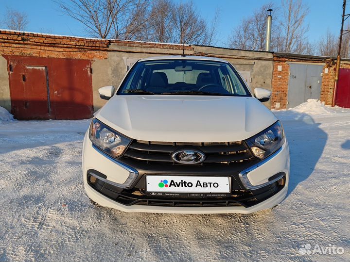 LADA Granta 1.6 МТ, 2018, 62 000 км