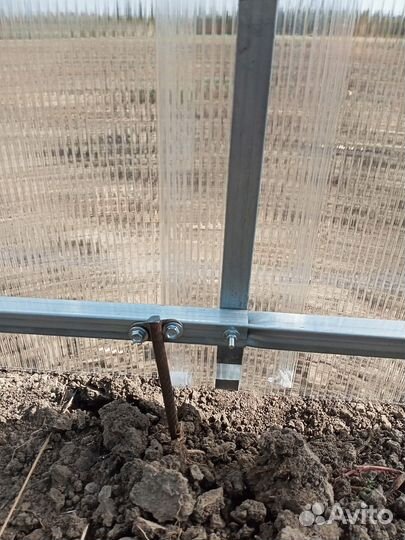 Теплица из поликарбоната