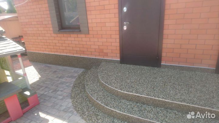 Установка входных металлических дверей