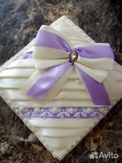 Подушечка для обручальных колец на свадьбу