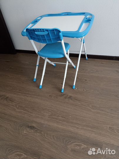 Растущая парта (Стол и стул)