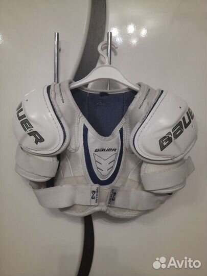 Нагрудник хоккейный