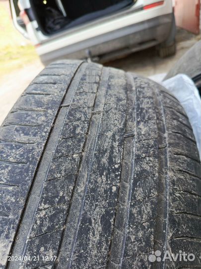 Michelin Latitude Sport 3 235/50 R19