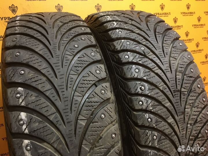 Sava Eskimo Stud 205/65 R15 94T