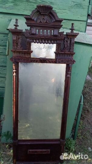 Зеркало старинное