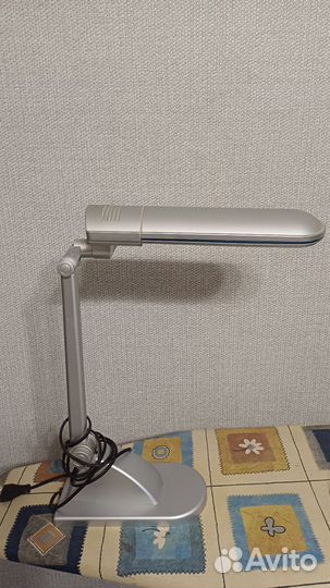 Лампа настольная