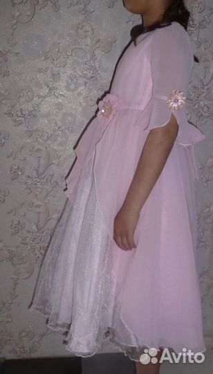 Платье нарядное