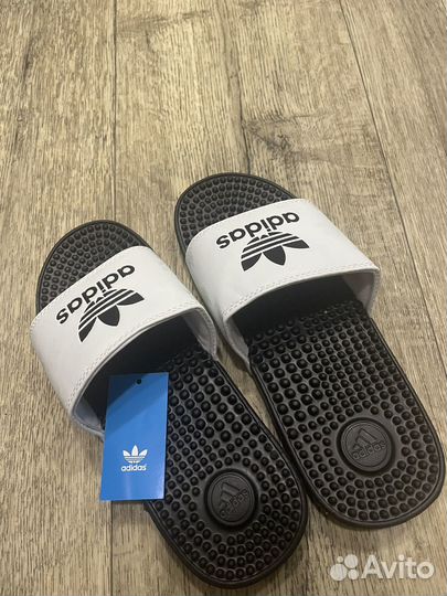 Шлепки adidas