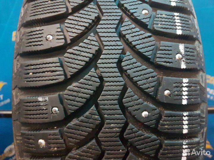 Bridgestone Blizzak Spike-01 185/55 R15