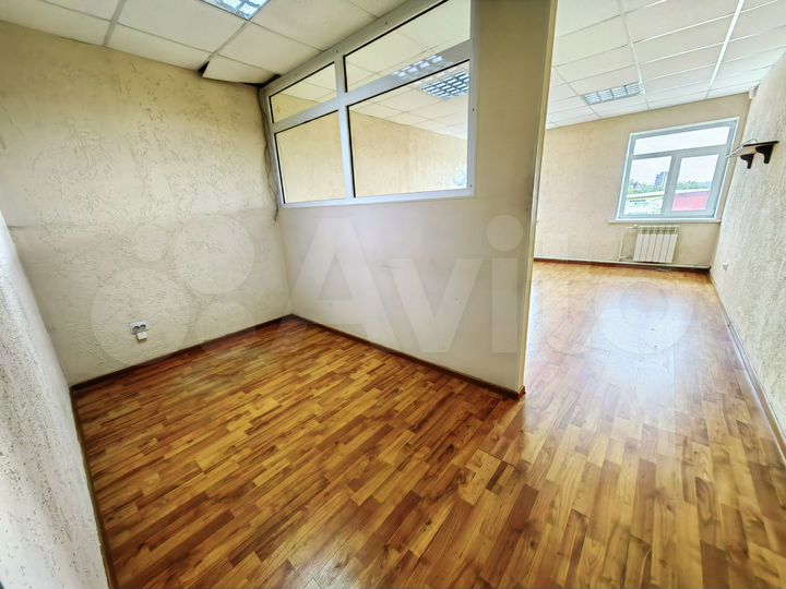 Светлый офис на Яковлева, 26 м²