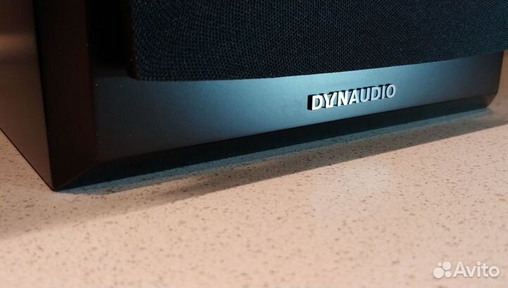 Dynaudio Emit M20