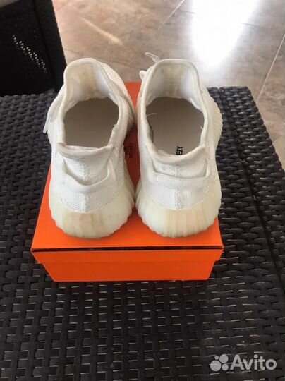 Кроссовки yeezy