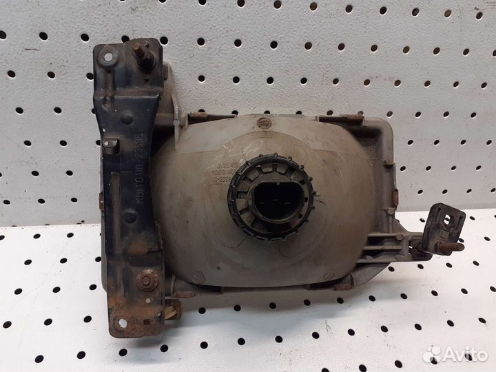 Nissan Pathfinder wd21(америка) фара левая