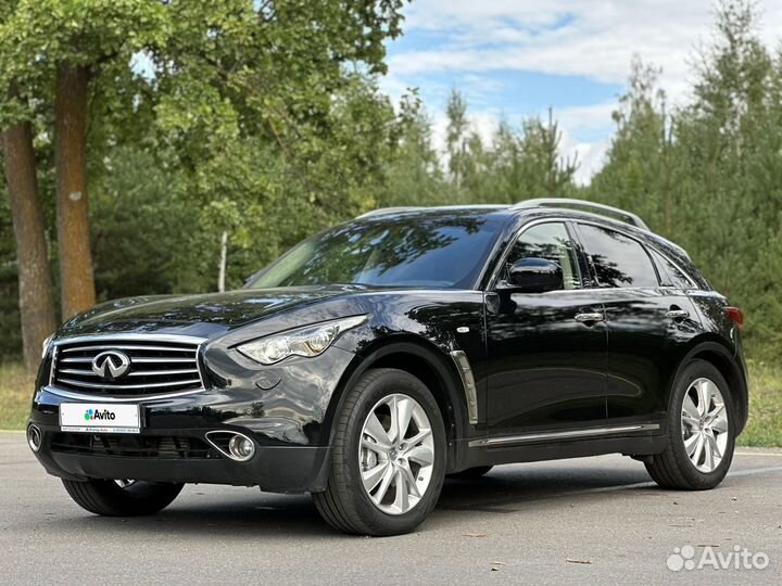 Infiniti QX70 3.0 AT, 2013, 194 300 км