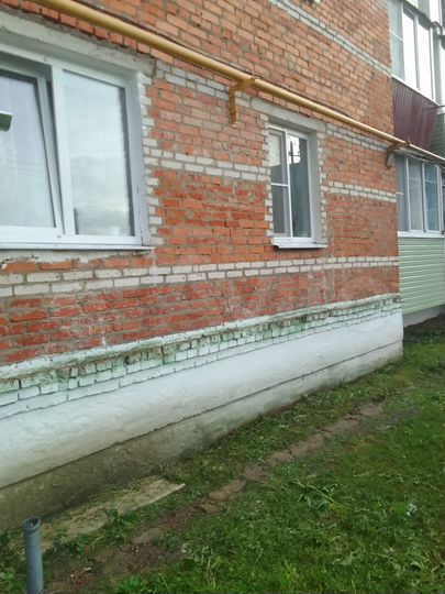 3-к. квартира, 65 м², 1/3 эт.