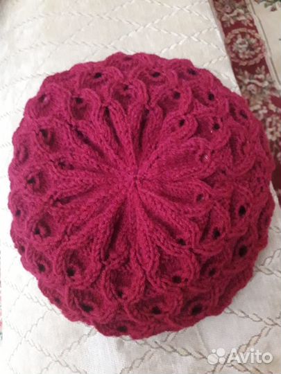 Берет женский вязаный