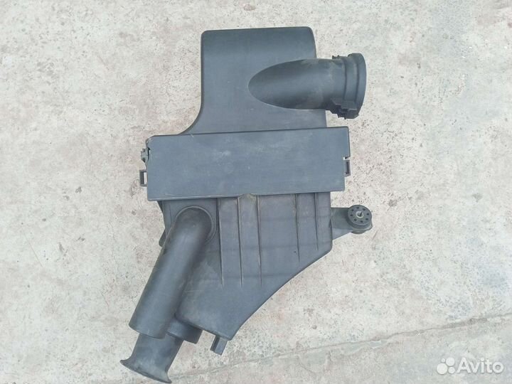 Корпус воздушного фильтра bmw e39