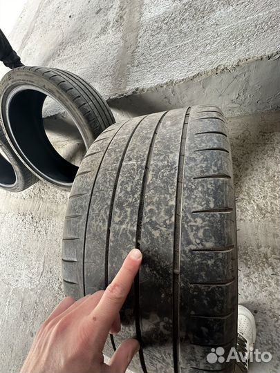 Michelin Pilot Sport 4 S 225/40 R19 и 255/35 R19