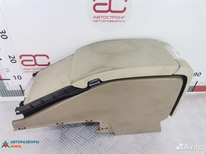 Подлокотник Volvo S80 2 2009 39804759