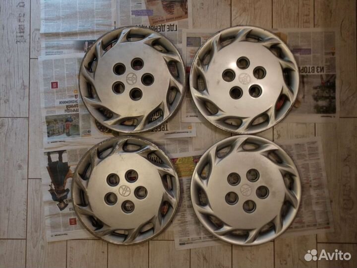 Колпаки Toyota R14 4 штуки