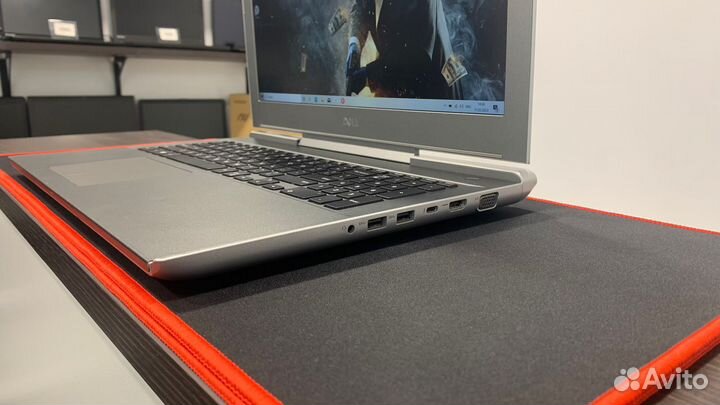 Игровой ноутбук Dell c GeForce GTX 1050 - 4Gb